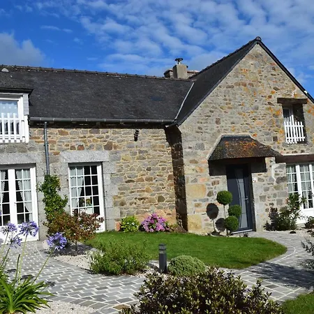 Jolie Maison De Campagne Renovee En 2022 Langueux Exterior foto